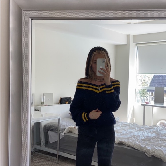 ✨Korean Brand Varsity Style Sweater✨ - Picture 3 of 4